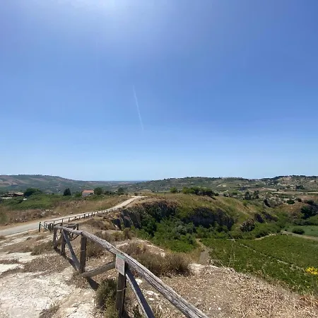 Il Rifugio Della Grotta S.ninfa Δωμάτια σε οικογενειακή κατοικία Santa Ninfa